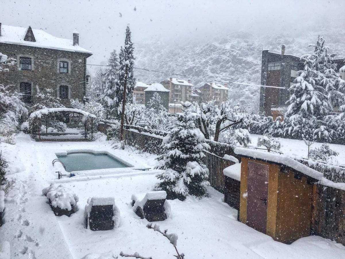 Cal Quimet Pension Rialp Buitenkant foto